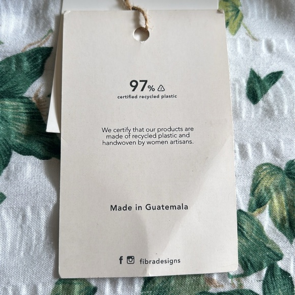 {NWT} FIBRA White Woven “Mini V Backpack” - Picture 10 of 11